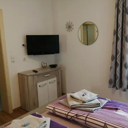 Wohlfuehlhof Bachzelt 3* Weitersfeld